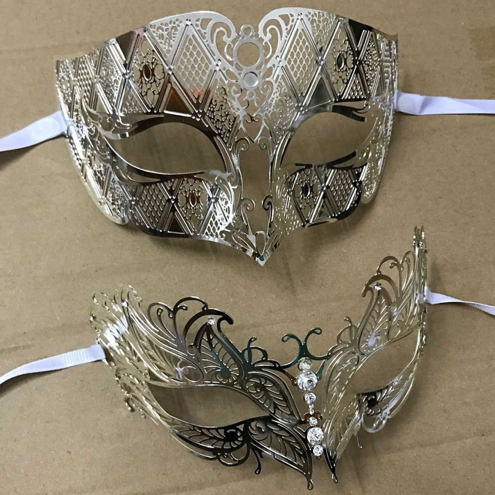 Luxury Silver Men Women Lovers - огляд і ціна Black Face Mask Pack